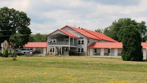 Golden Knight Inn and Suites