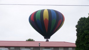 Golden Knight Inn hot air balloon