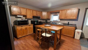 Hunters View cabin well equpped kitchen