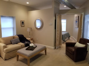 Vacation FLX Flatiron Living rm