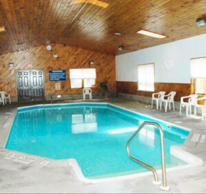 Watkins Glen Villager Motel and Glen Manor Inn